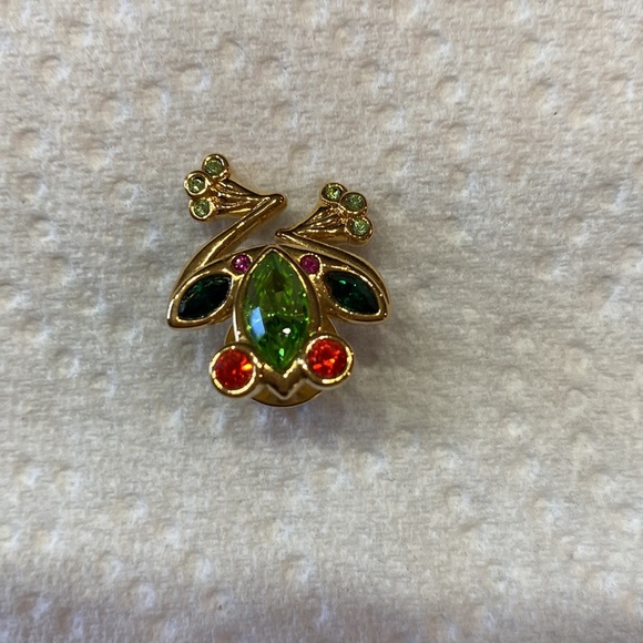Swarovski Frog Pin/ gold tone metal with glass crystals - Picture 2 of 6